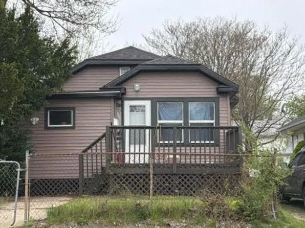 140 N Ashland Ave, Michigan City, IN 46360