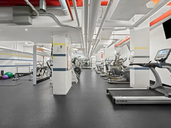 70 East 10th Street image 19 of 21