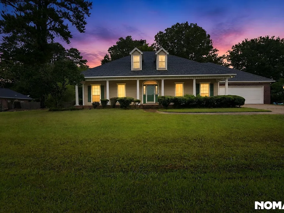 312 Wildwood Blvd