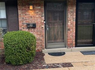 1841 Mansard Dr, Saint Louis, MO 63125