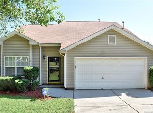 2215 Pleasant Dale Dr, Charlotte, NC 28214