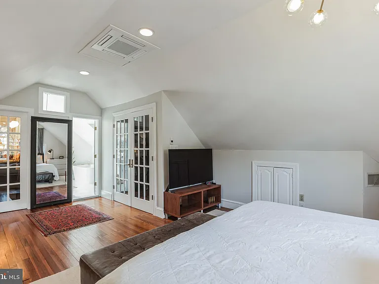 5521 Nebraska Ave NW — Photo 23