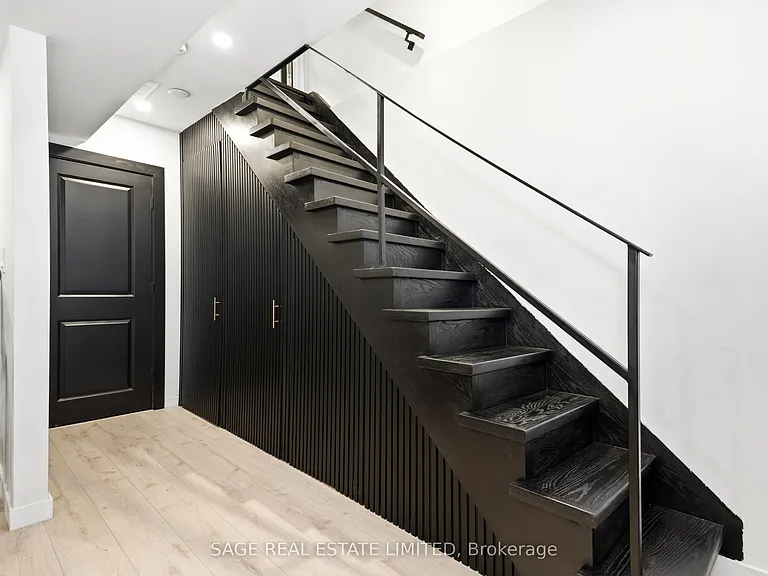 44 Pepler Ave — Photo 23
