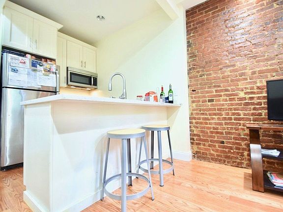 2nd image of 160 W 141st St APT 4C