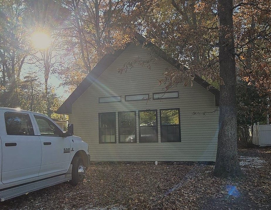 1st image of 22828 Sycamore Dr