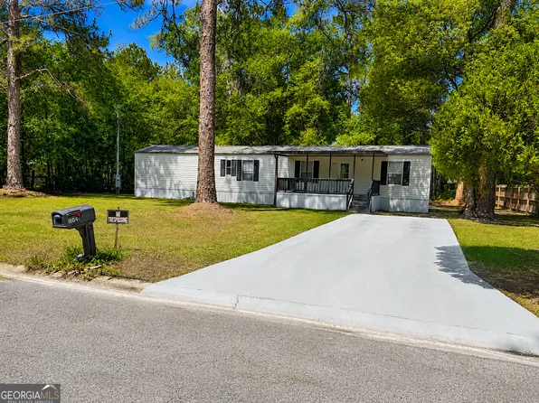 1804 Rhoda St, Waycross, GA 31503