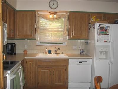 4th image of 3512 Dawn Dr