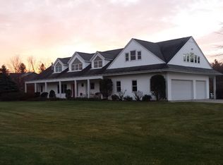 3410 E Ryan Dr, Midland, MI 48642