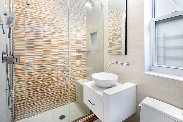 Sold by Sotheby's International Realty | media 8