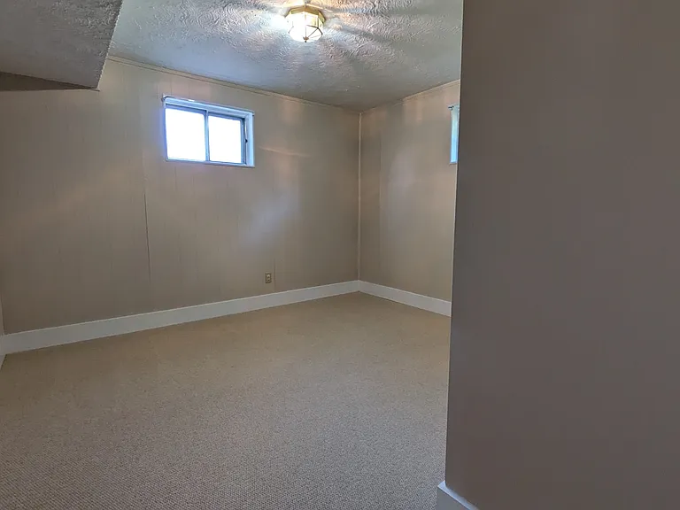 4050 Hollow Rd — Photo 27