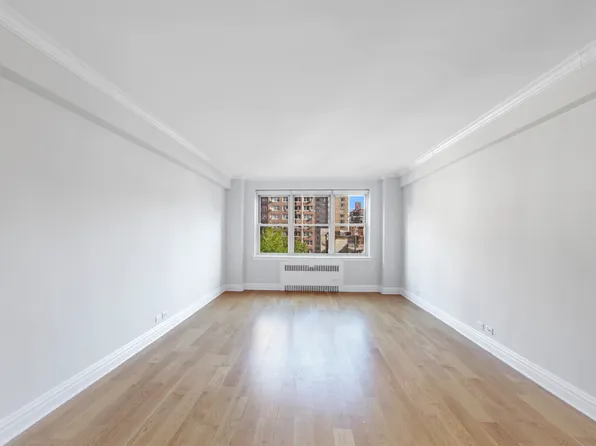 41 Park Avenue image 1 of 10