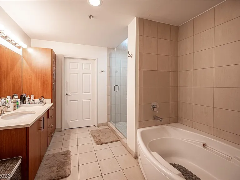 200 W Sahara Ave #501 — Photo 29