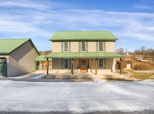 2550 Pleasant View Rd, New Columbia, PA 17856