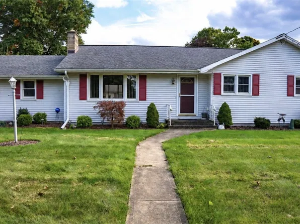 149 Greenridge Dr, Horseheads, NY 14845