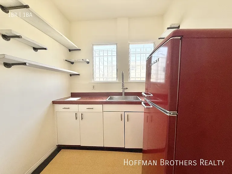 5953 3/4 Barton Ave — Photo 3