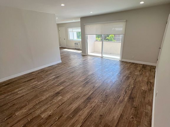 5th image of 1835 Camden Ave