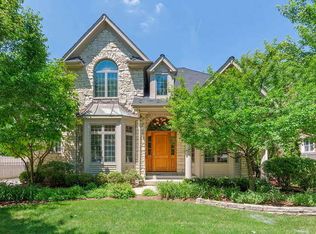 608 N County Line Rd, Hinsdale, IL 60521