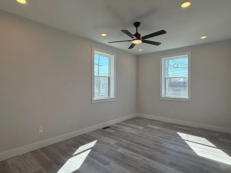 132 Yale Ave — Photo 9
