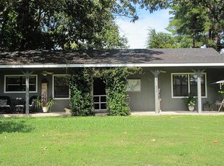 636 Sequoia Dr, Livingston, TX 77351