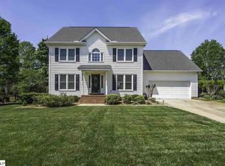204 Chariot Ln, Simpsonville, SC 29681