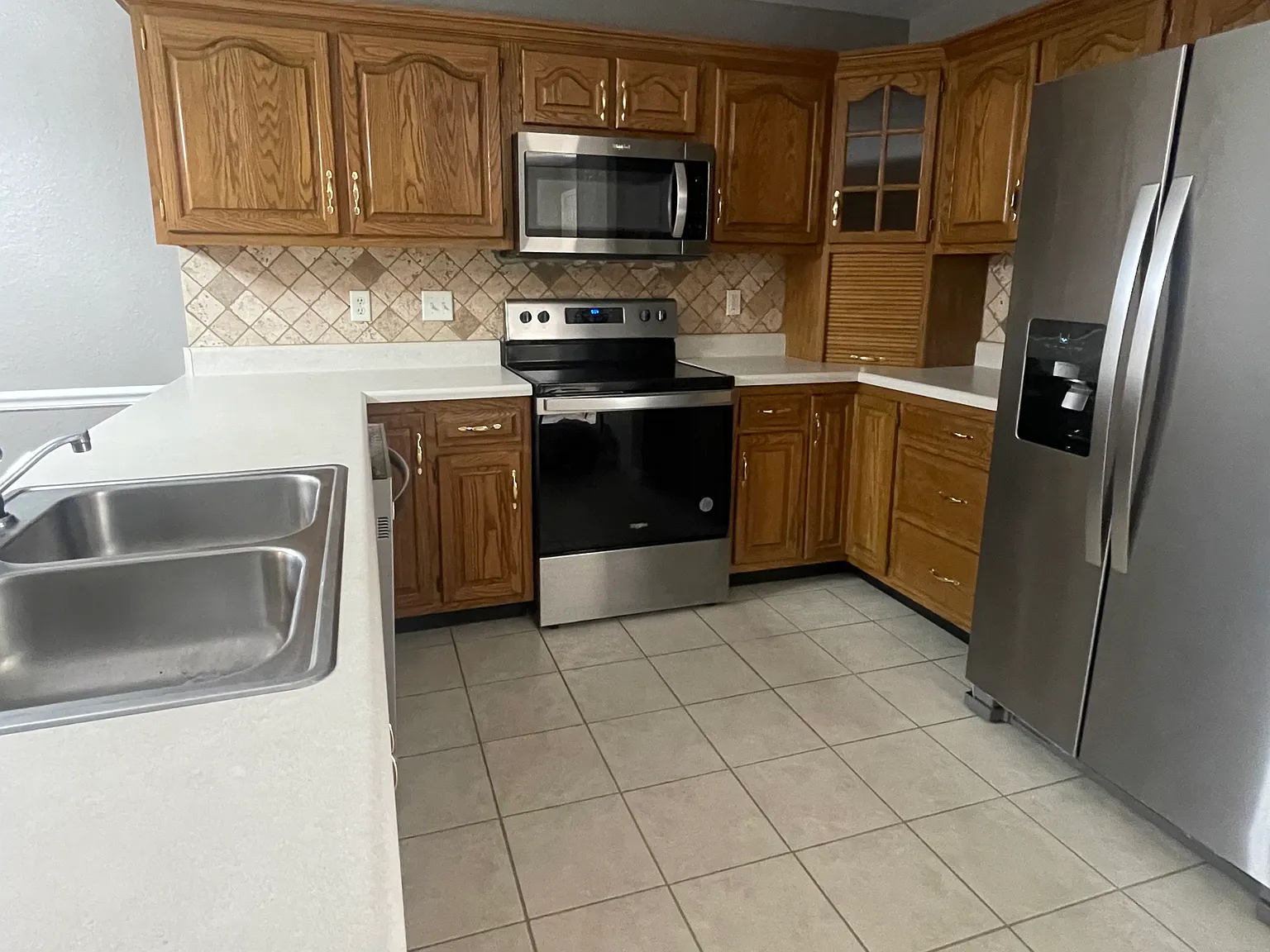 2 bed, 1280 sqft, $1,560 — Photo 3