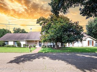 351 S 7th St, Eunice, LA 70535