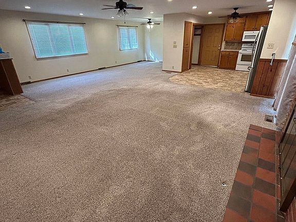 5th image of 3006 SE Downing Dr