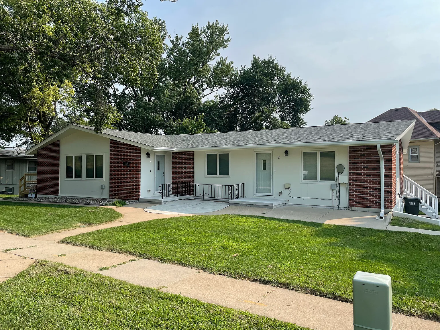 2 bed, 1100 sqft, $1,300 — Photo 1