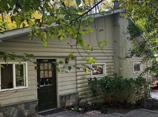 8201 Cobb Rd, Manassas, VA 20112