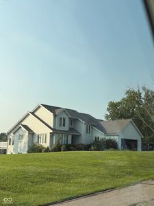 15782 E Lake Shore Dr S, Hope, IN, 47246