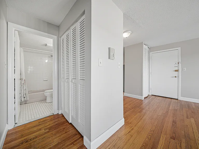 239 Kelton St #41 — Photo 6