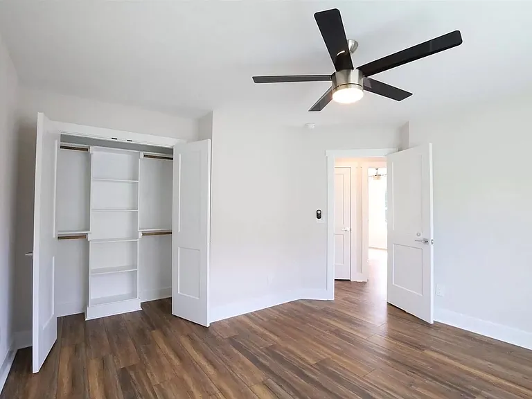 1907 Edgerton Dr — Photo 15