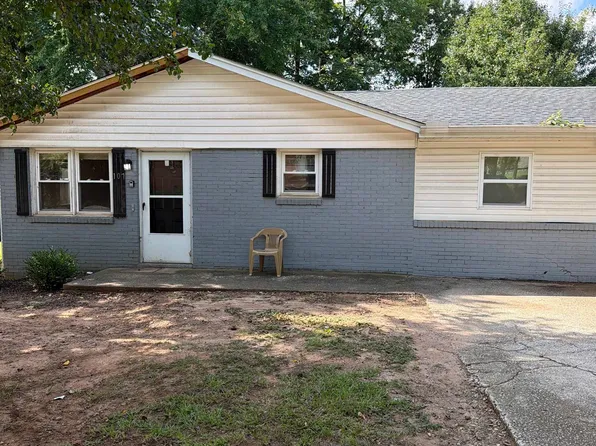 107 Blossom Dr, Greenville, SC 29605