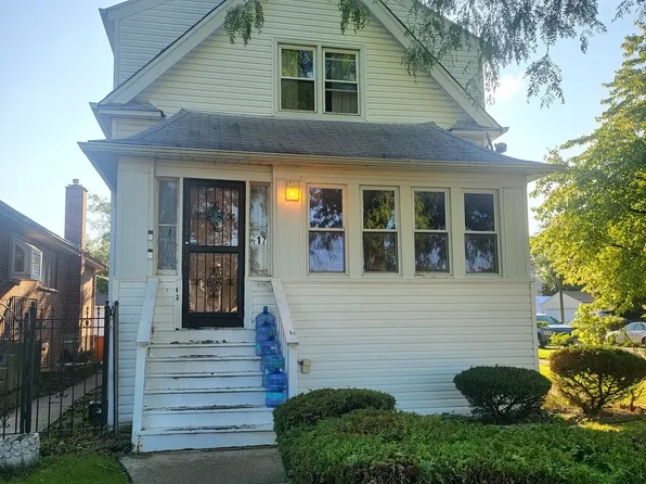417 S 11th Ave, Maywood, IL 60153