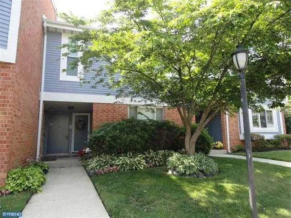 402B Mulberry Cv, Mount Laurel, NJ 08054