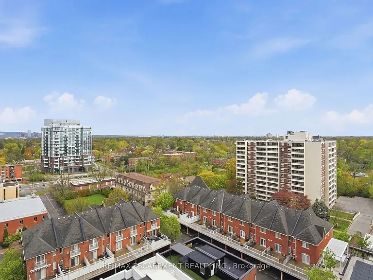 2075 Lakeshore Rd #1002 — Photo 22