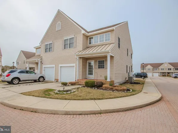 112 Sunset Cir Unit B, Crisfield, MD 21817