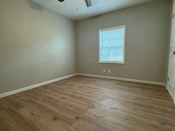 5th image of 8230 Bluebonnet Dr