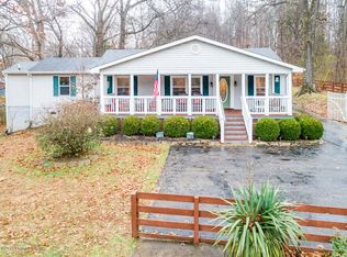 7707 Arnoldtown Rd, Louisville, KY 40214