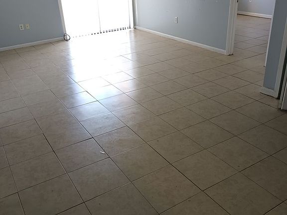 3rd image of 5214 Via Hacienda Cir APT 207