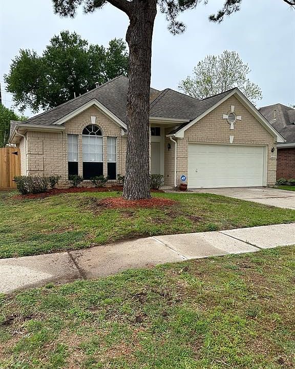 1st image of 6815 Stratford Park Dr