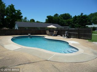 2127 Oak Rd, Baltimore, MD 21219