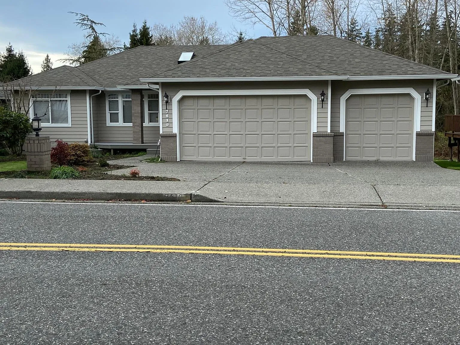 7612 72nd Dr NE — Photo 1
