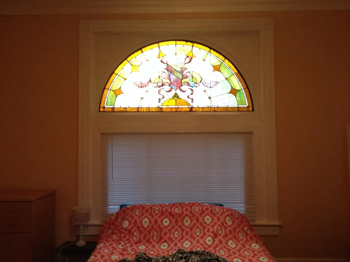 3 bed, 2000 sqft, $1,950 — Photo 2