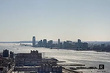 Rented by R New York