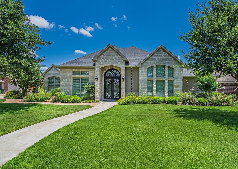 1st image of 4730 Royal Troon Dr