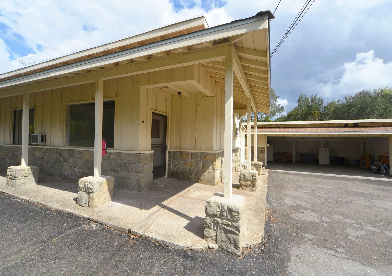 777 Quail St. — Photo 1