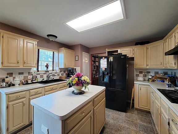 5th image of 17223 Hamilwood Dr