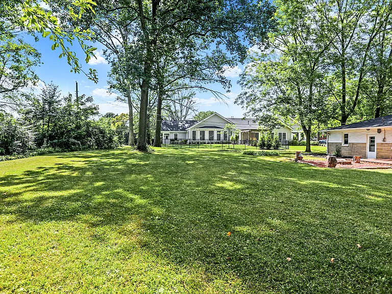 3315 Beech Dr — Photo 34