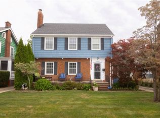 19350 Riverwood Ave, Rocky River, OH 44116
